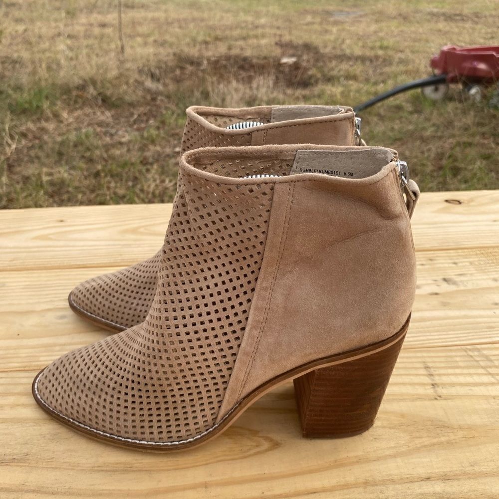 ✅Steve Madden Rumble Perforated Bootie